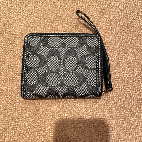 Authentic Coach Wristlet - Picture 3 of 5